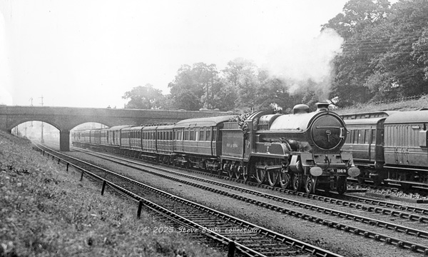 Click for full size image in a pop-up window. Use 'X' to close