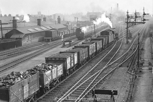 Click for full size image in a pop-up window. Use 'X' to close