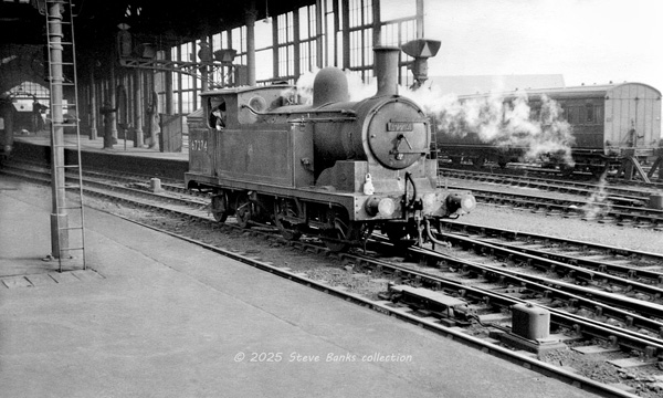 Click for full size image in a pop-up window. Use 'X' to close